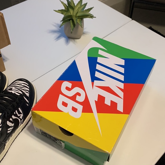 🦓 New Mens Nike SB Dunk low OG QS - Picture 10 of 14